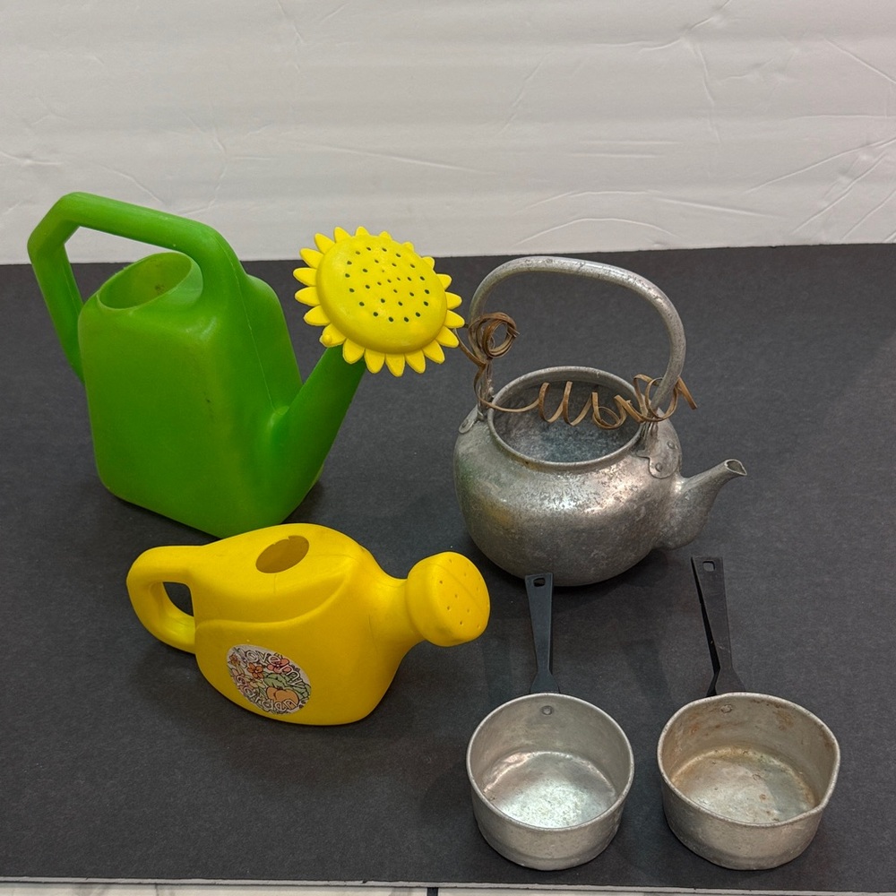 Vintage 70’s 80’s Kids Toy Watering Cans Tin Metal Tea Set Beach Gardening play